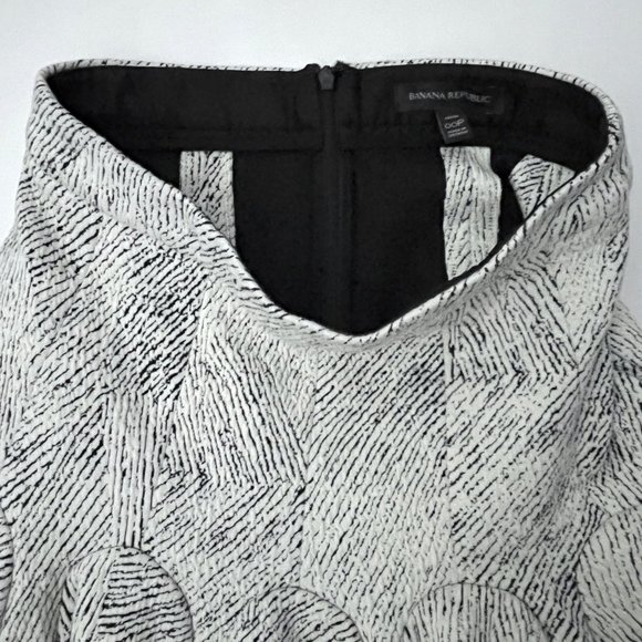 Banana Republic Cocoon Jacquard Fit & Flare Skirt - Picture 10 of 14